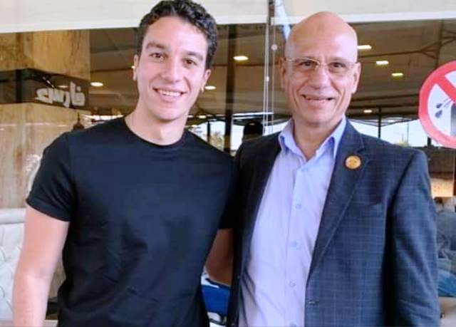 والد الشهيد أحمد شوشة يلتقى الفنان نور النبوى الذى جسد دور الشهيد فى الاختيار 2
