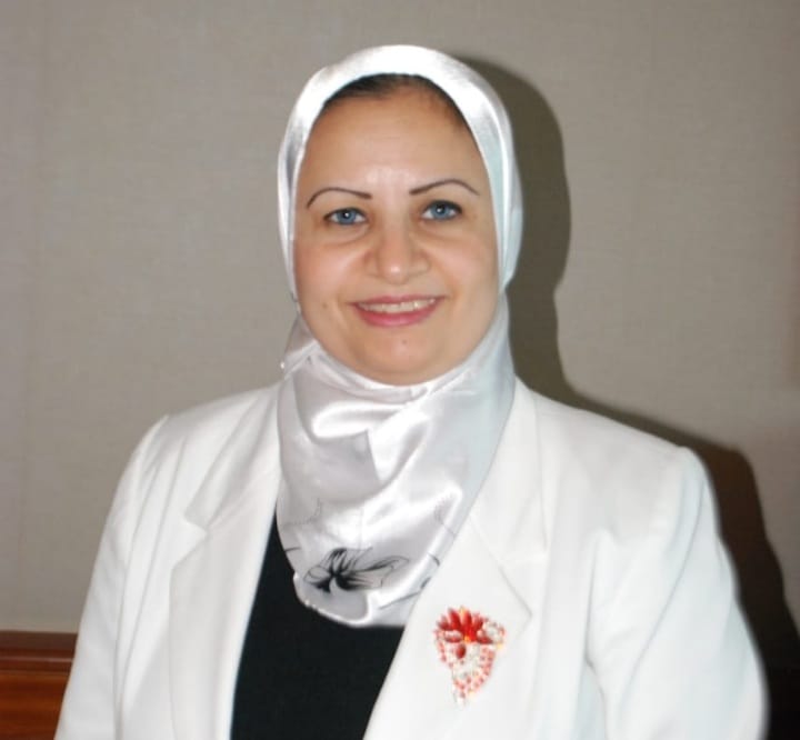 الدكتورة مرفت صدقي