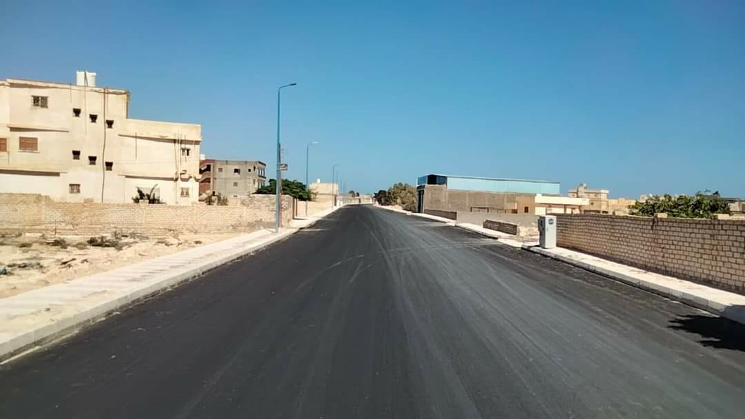 محافظ مطروح يتابع تقرير الخطة الاستثمارية للمشروعات بمطروح 