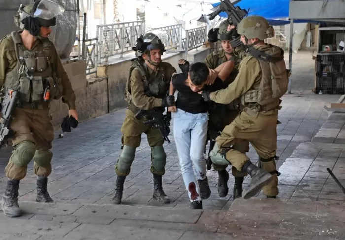 اعتقال الفلسطينيين