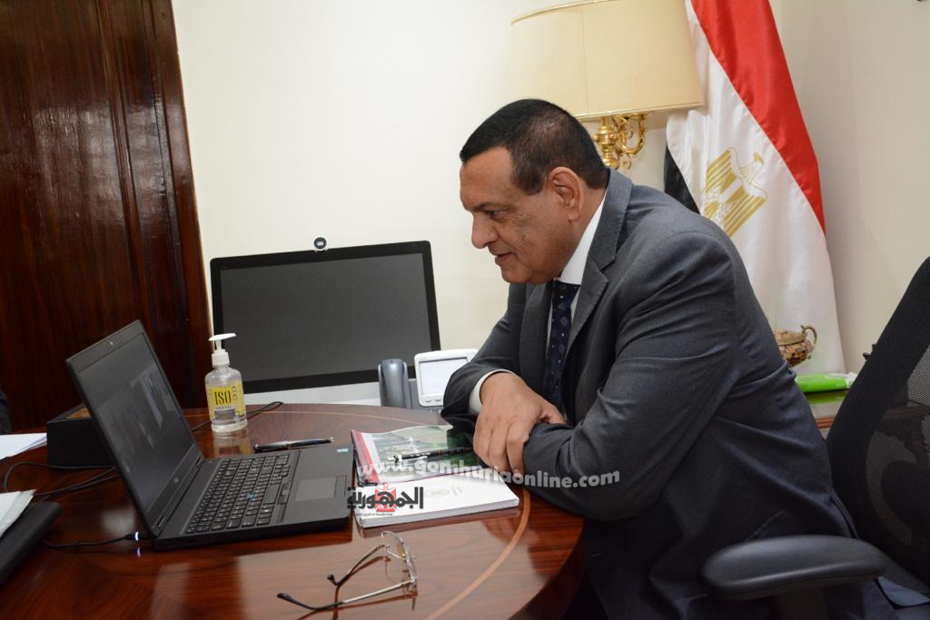 اللواء هشام آمنة وزير التنمية المحلية