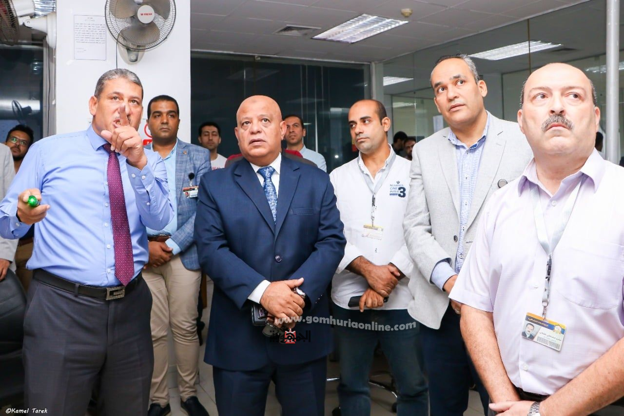 رئيس ميناء دمياط يفاجئ  إدارات الهيئة ومبنى الخدمات اللوجستية
