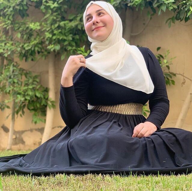 ابتديت أفوق.. ياسمينا العلواني تفاجئ جمهورها بإرتدائها الحجاب.. صور 