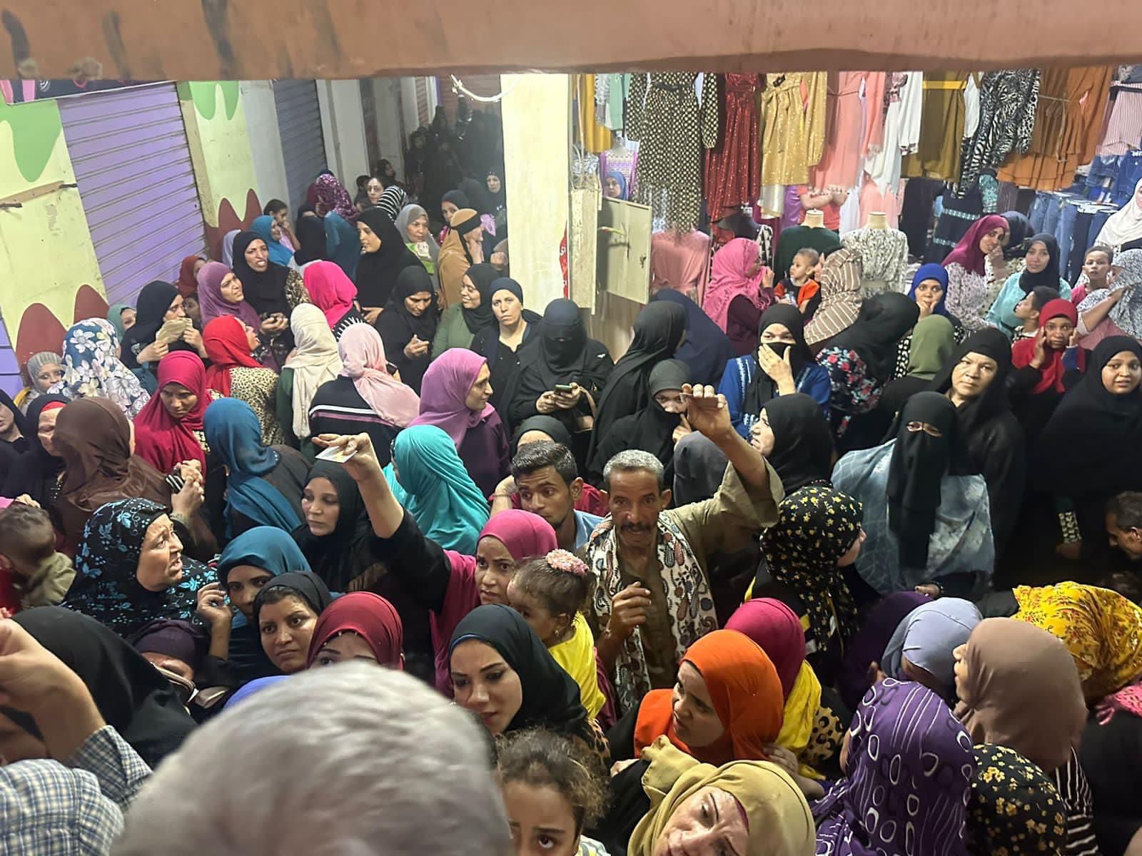 الآلاف من أعضاء حزب مستقبل وطن يوثقون توكيلات تأييد ترشيح الرئيس 