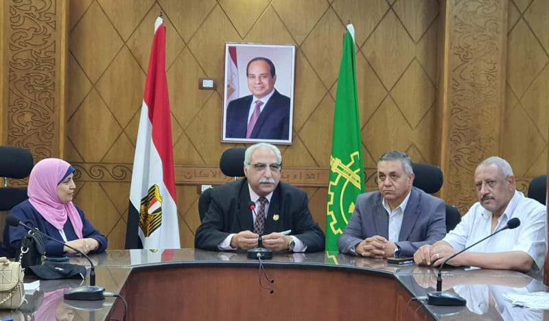 مصطفى عبده وكيل وزارة التربية والتعليم بالقليوبية