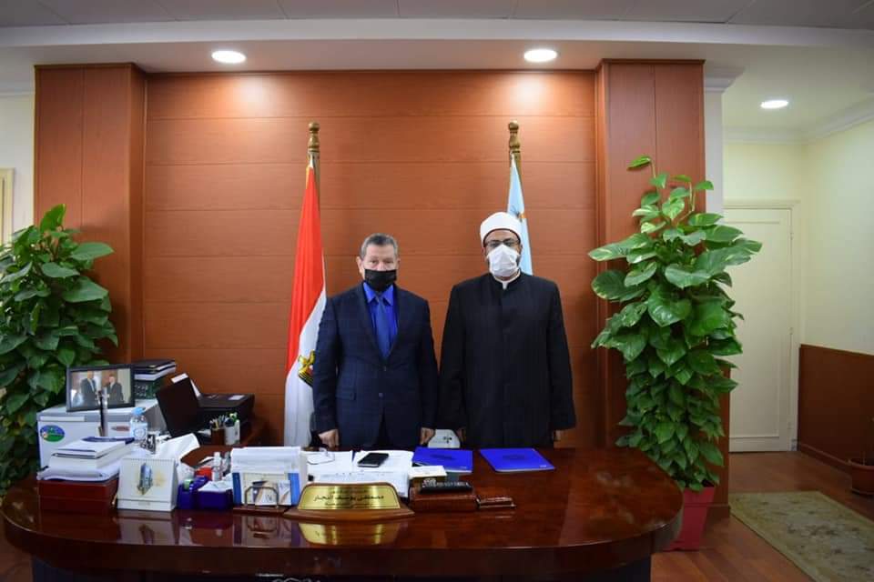 برتوكول تعاون بين جامعة مطروح والأوقاف لتدريب الأئمة والواعظات.صور
