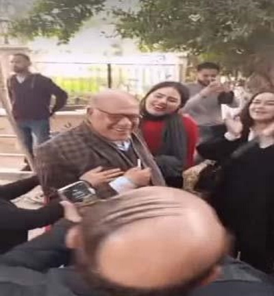 صلاح عبد الله فى اللوكيشن 