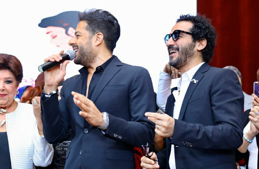 حماقي يشعل إحتفالية 