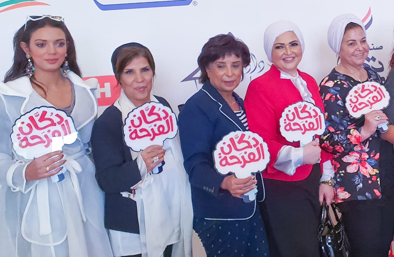 حماقي يشعل إحتفالية 