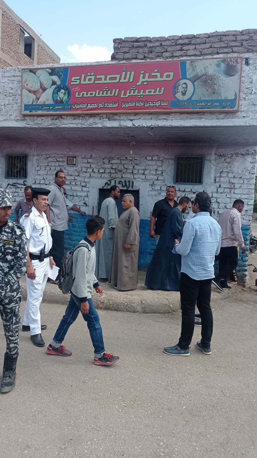 تحرير ٣٤ محضر وتنفيذ ٣١ إزالة إدارية فى حملة مرافق بالأقصر 