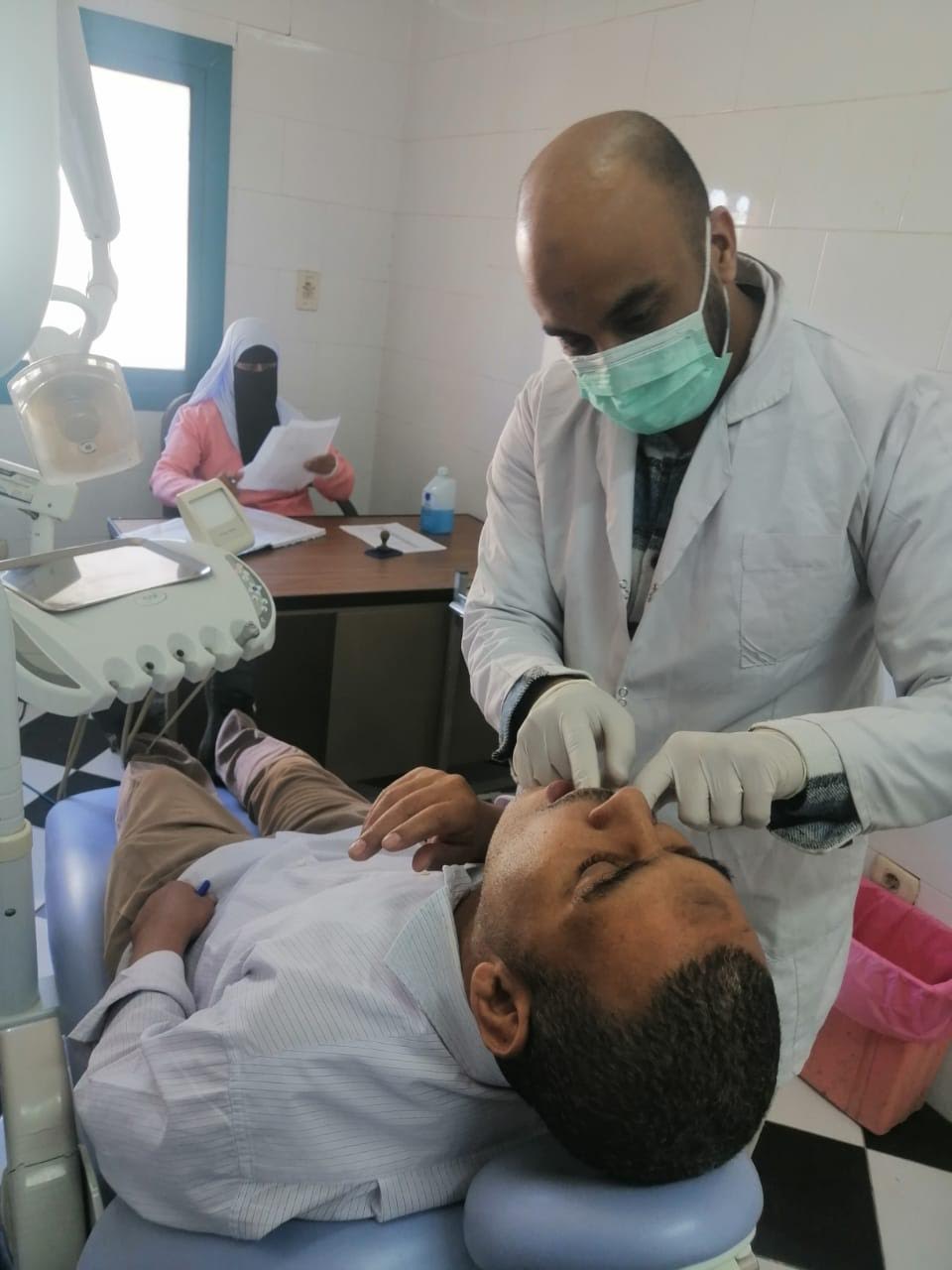 قافلة طبية بمدينة الزينية شمال الأقصر 