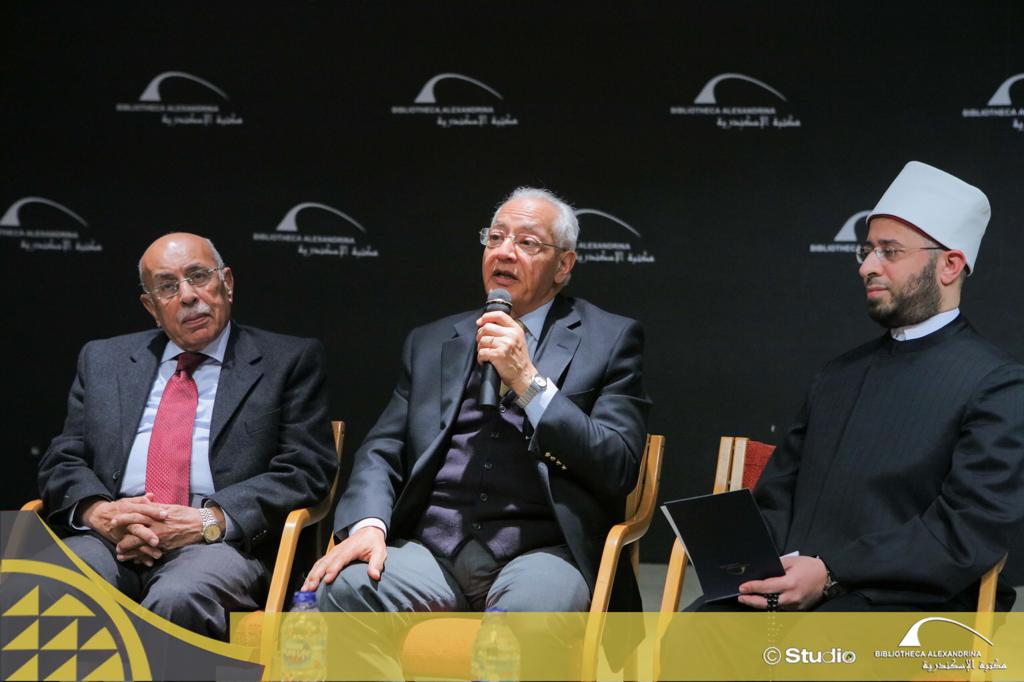 لقاء المثقغين بالمكتبه