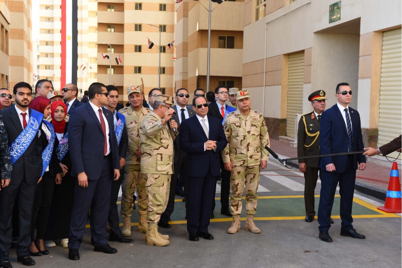 السيسى  الاسكان ساهمت بنحو 600 مليون جنيه ببشاير الخير حتى الان