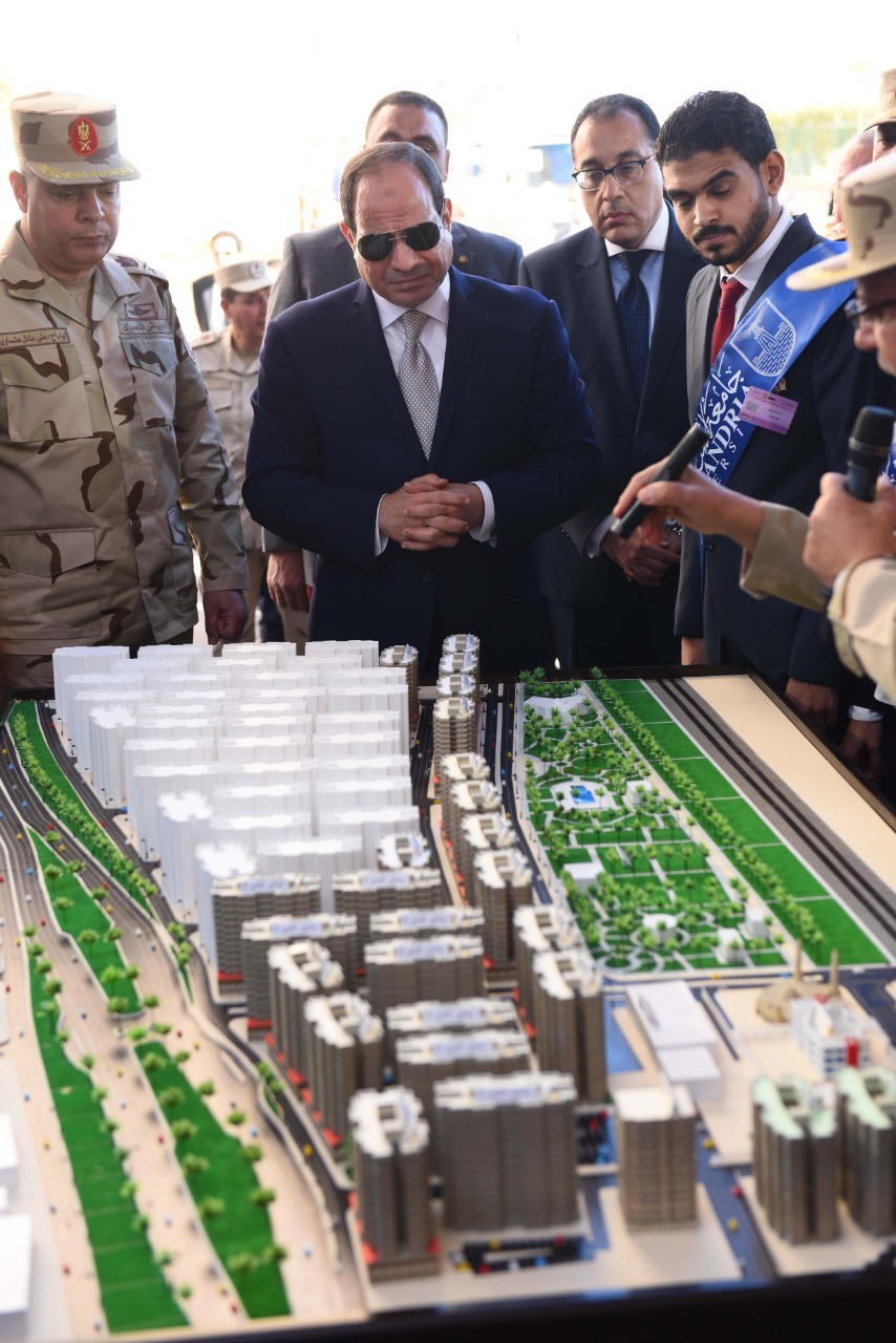 السيسى  الاسكان ساهمت بنحو 600 مليون جنيه ببشاير الخير حتى الان