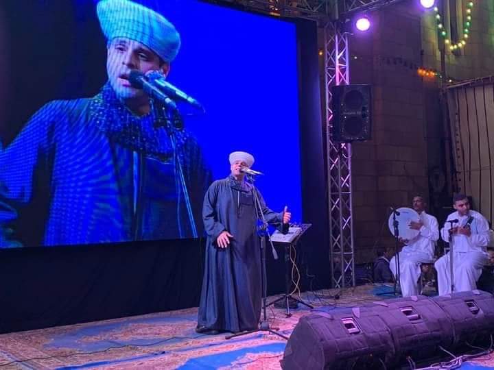 بالصور.. حفل محمود التهامي في مولد الحسين بحضور عشرات الاف 