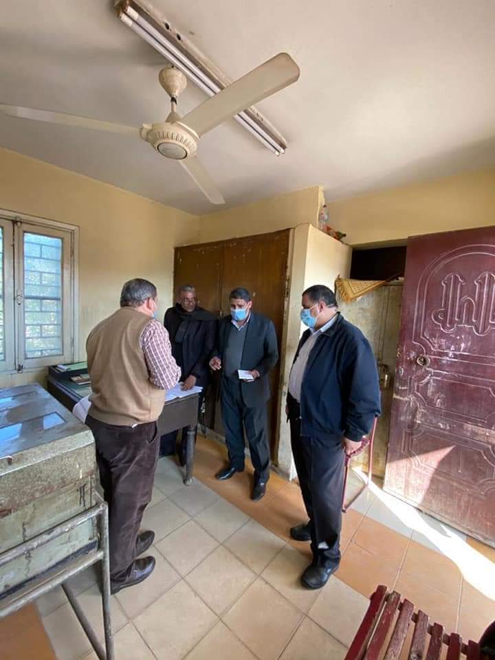 رئيس السكة الحديد يتفقد الأعمال بالمحطات والمنافذ والابراج على خط بنها/ بورسعيد..صور