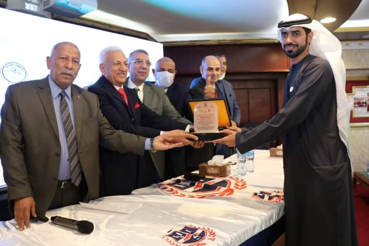 وفد المعلمين الإمارتيين يزور مدارس الحسام بالجيزة  بالصور