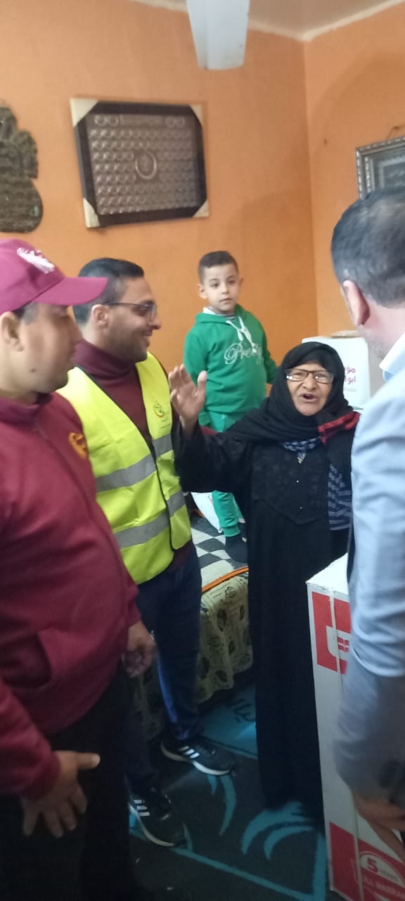  التحالف الوطني للعمل الأهلي التنموي يزور السيدة نوال حسن في منزلها