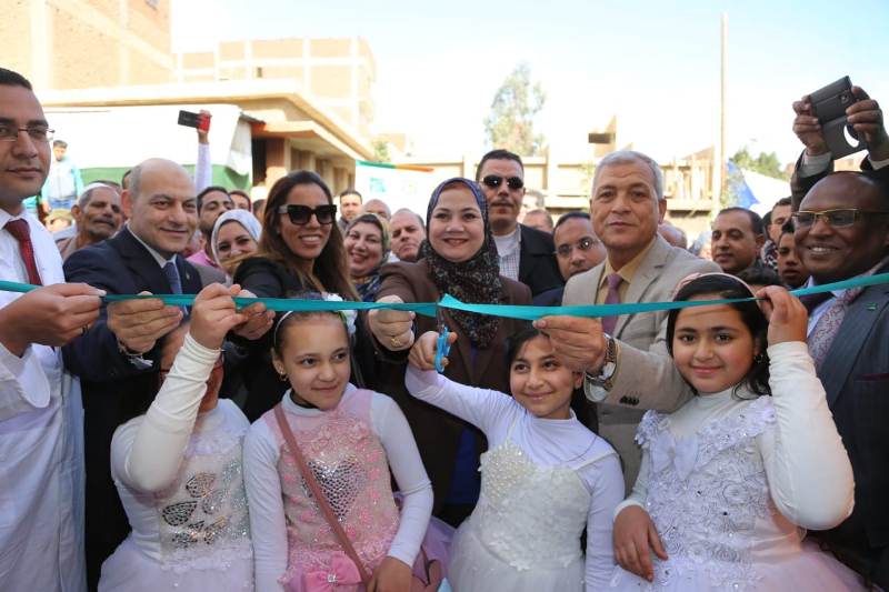 افتتاح وحدة طب الأسرة والوحدة البيطرية بزاوية رازين بمنوف