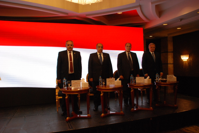 وزير الزراعة: يدعو الشركات للإستثمار في مجال تحلية المياه 