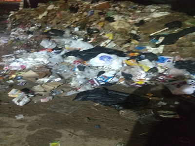أهالي دسوق: زباله وطفح مجاري وتكاتك ومخالفات بالجملة