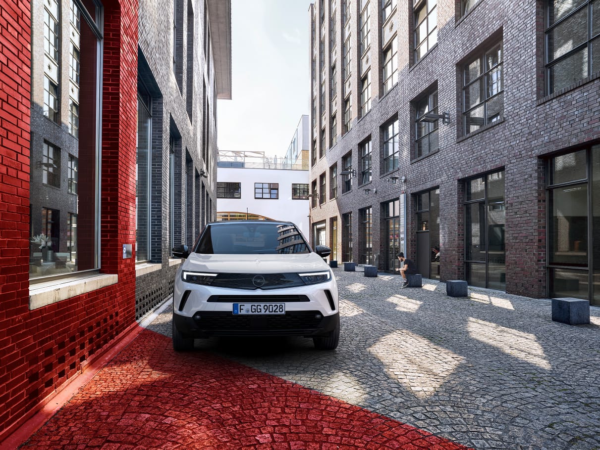  المنصور للسيارات تطلق أوبل موكا 2022 بفئتين في الأسواق المصرية  SUV
