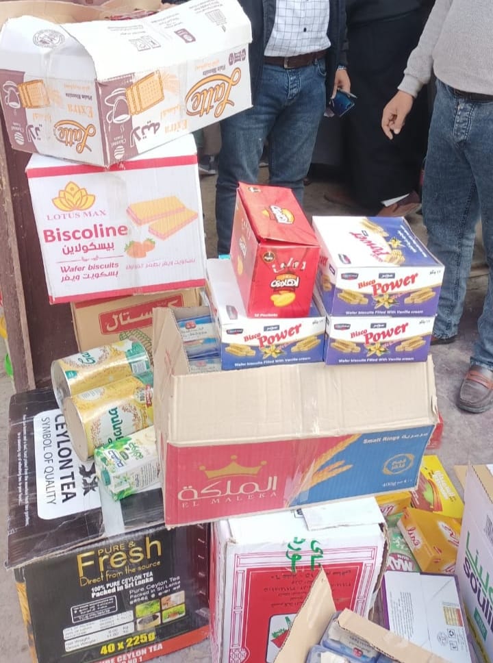 ضبط سلع غذائية منتهية الصلاحية ببرج العرب
