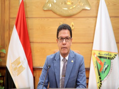 الدكتور ناصر الجيزاوي   رئيس جامعة بنها 