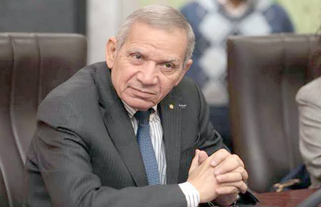 الدكتور محمد مجاهد 