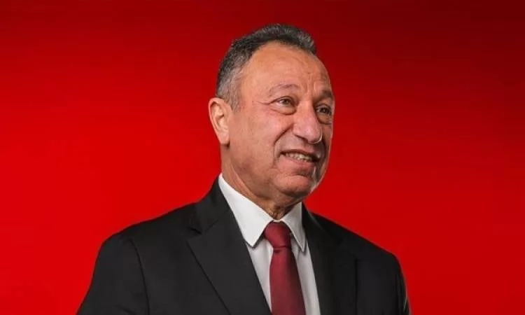 الكابتن محمود الخطيب