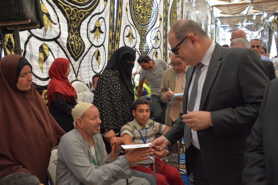 محافظ الغربية.. مساعدات تجاوزت ١,٢ مليون جنيه لقرية سلامون ضمن مبادرة حياة كريمة بالصور