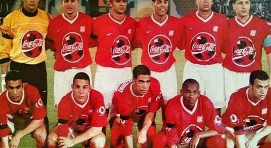الاهلى 2001