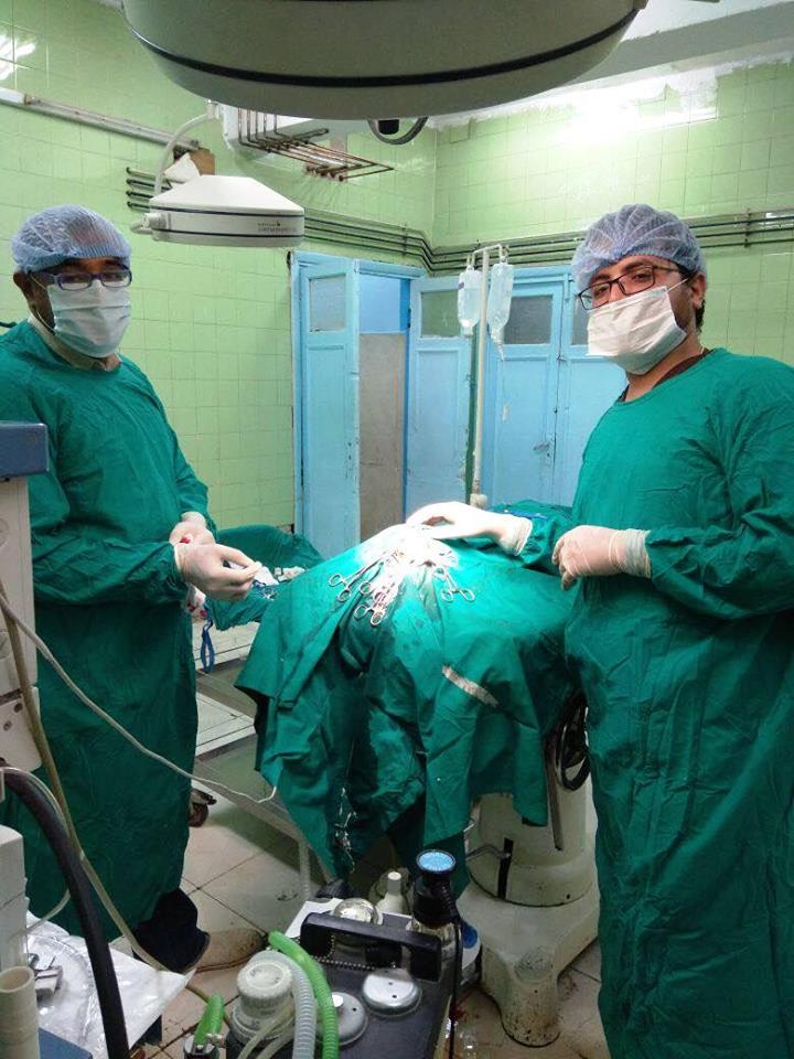 إزالة غضروف من الفقرات العنقية وتركيب غضروف صناعي 