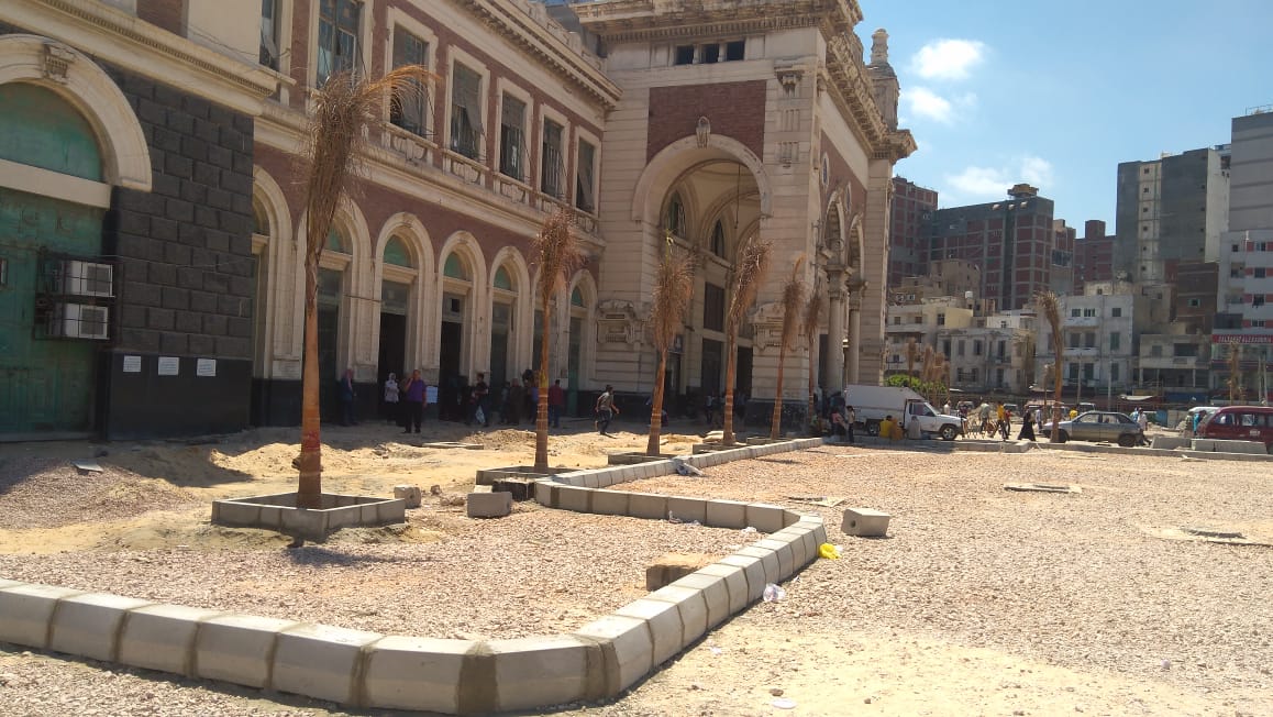 النقل : تنفيذ مشروع لتطوير وتحسين 181 محطة سكة حديد 