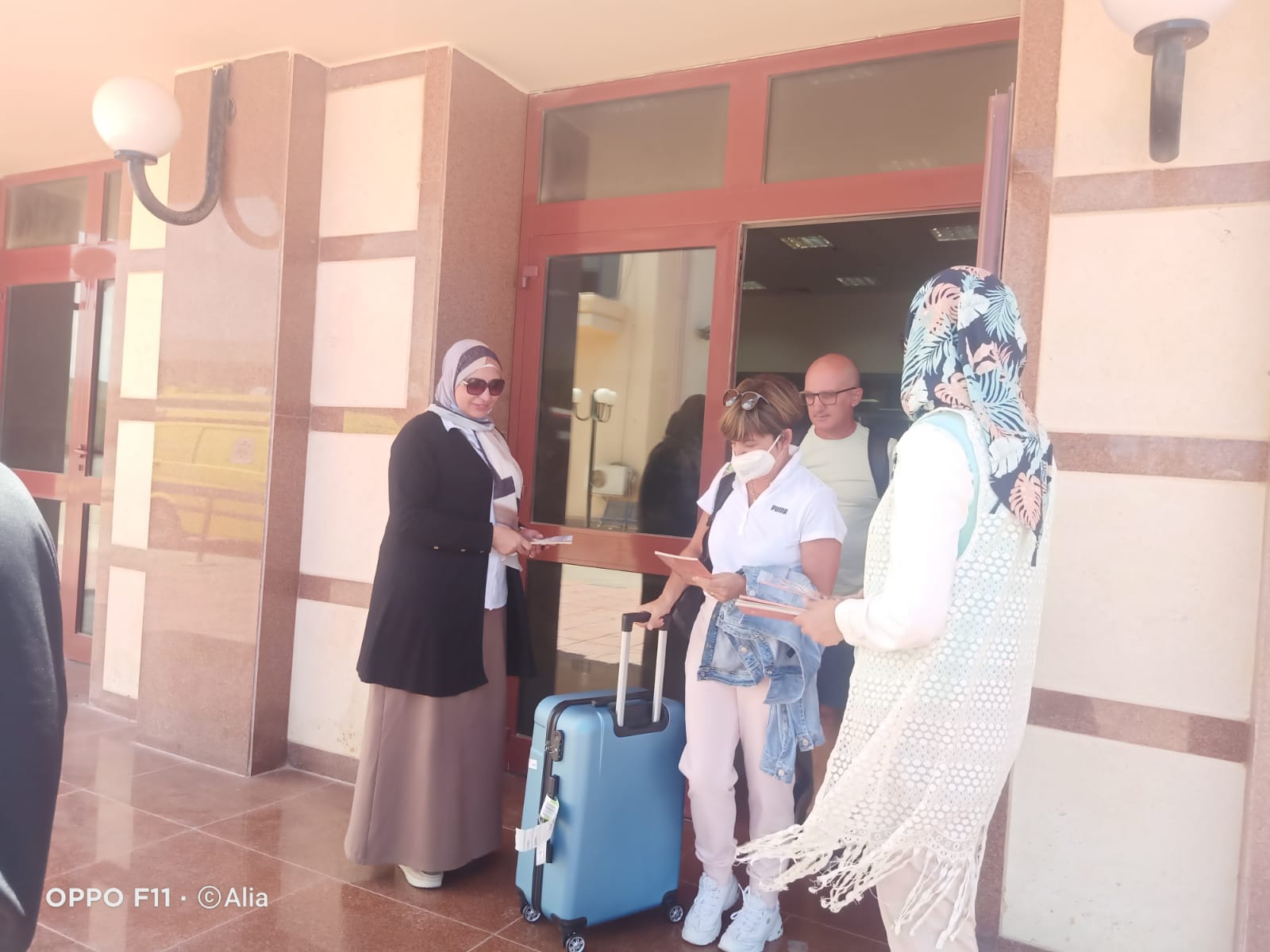 146 سائح روماني وصل على متن طائرة شارتر لمطار مطروح 