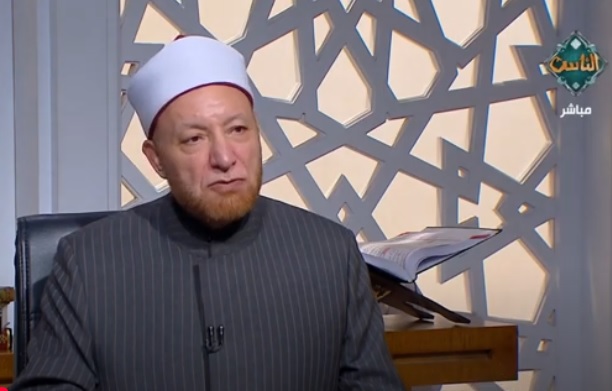 الشيخ عويضة عثمان أمين الفتوى بدار الإفتاء المصرية