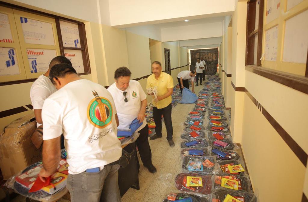 بيت الزكاة يبدأ مبادرة توزيع 100 ألف شنطة مدرسية على الأيتام وذوي الهمم بمحافظات الصعيد