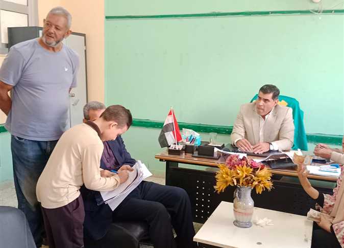 الدكتور أيمن زيدان