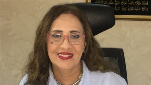 نائلة فاروق رئيس قطاع التلفزيون