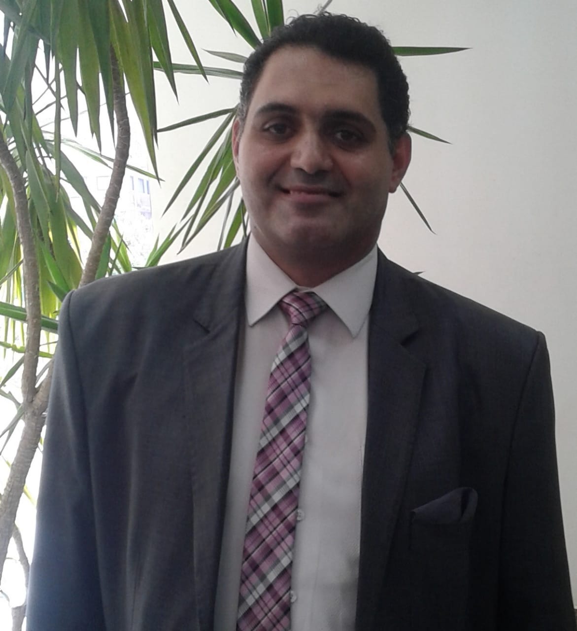 الدكتور حسام عمران