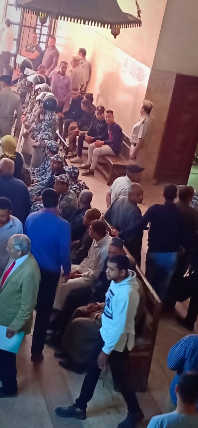 راجح قاتل .. محافظ المنوفية يتفقد ديوان المحكمة أثناء إنعقاد الجلسة الثانية