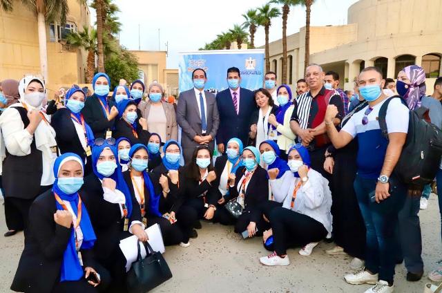  مكافحة الإدمان يستقبل 400  متطوع جديد للمشاركة فى تنفيذ البرامج التوعوية لمكافحة تعاطى المخدرات 