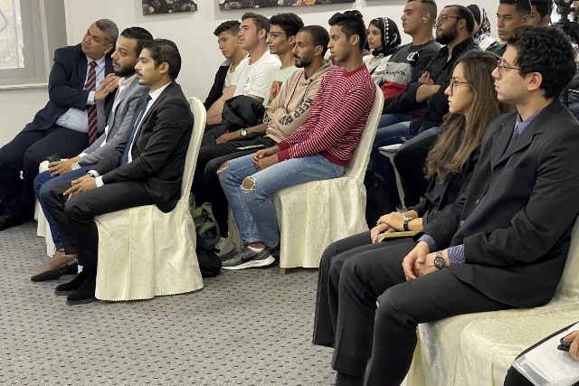 كلية الإدارة بجامعة بدر تنظم تدريب للطلاب عن الشمول المالى والتحول