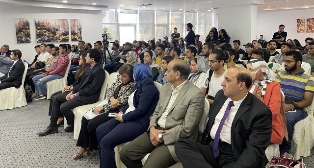 كلية الإدارة بجامعة بدر تنظم تدريب للطلاب عن الشمول المالى والتحول