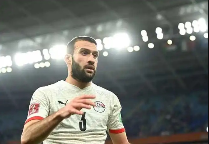 عمر كمال عبد الواحد