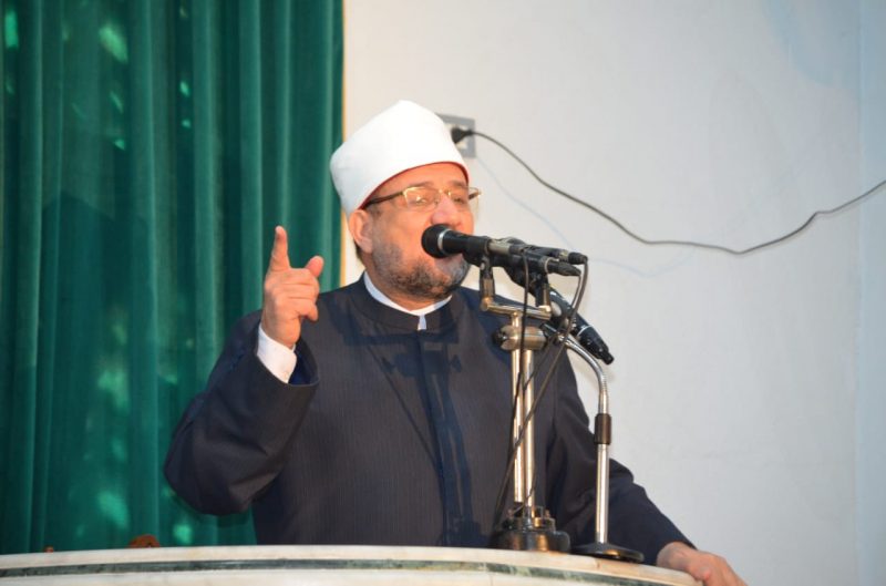 وزير الأوقاف يخطب الجمعة