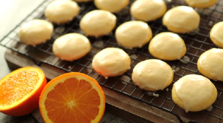 ببيضه واحده هتعملى اجمل بسكوت بالبرتقال بالفيديو لنادية السيد 