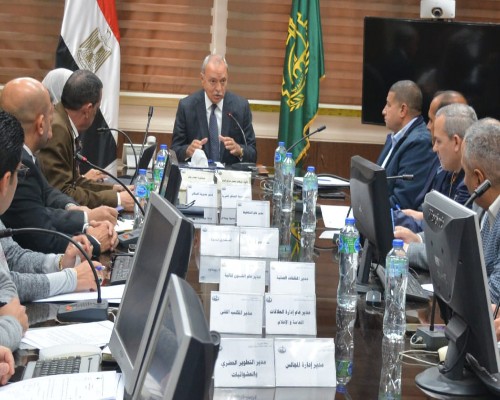 محافظ القليوبية يتابع تنفيذ إنشاء المحطة الوسيطة بالقناطر الخيرية