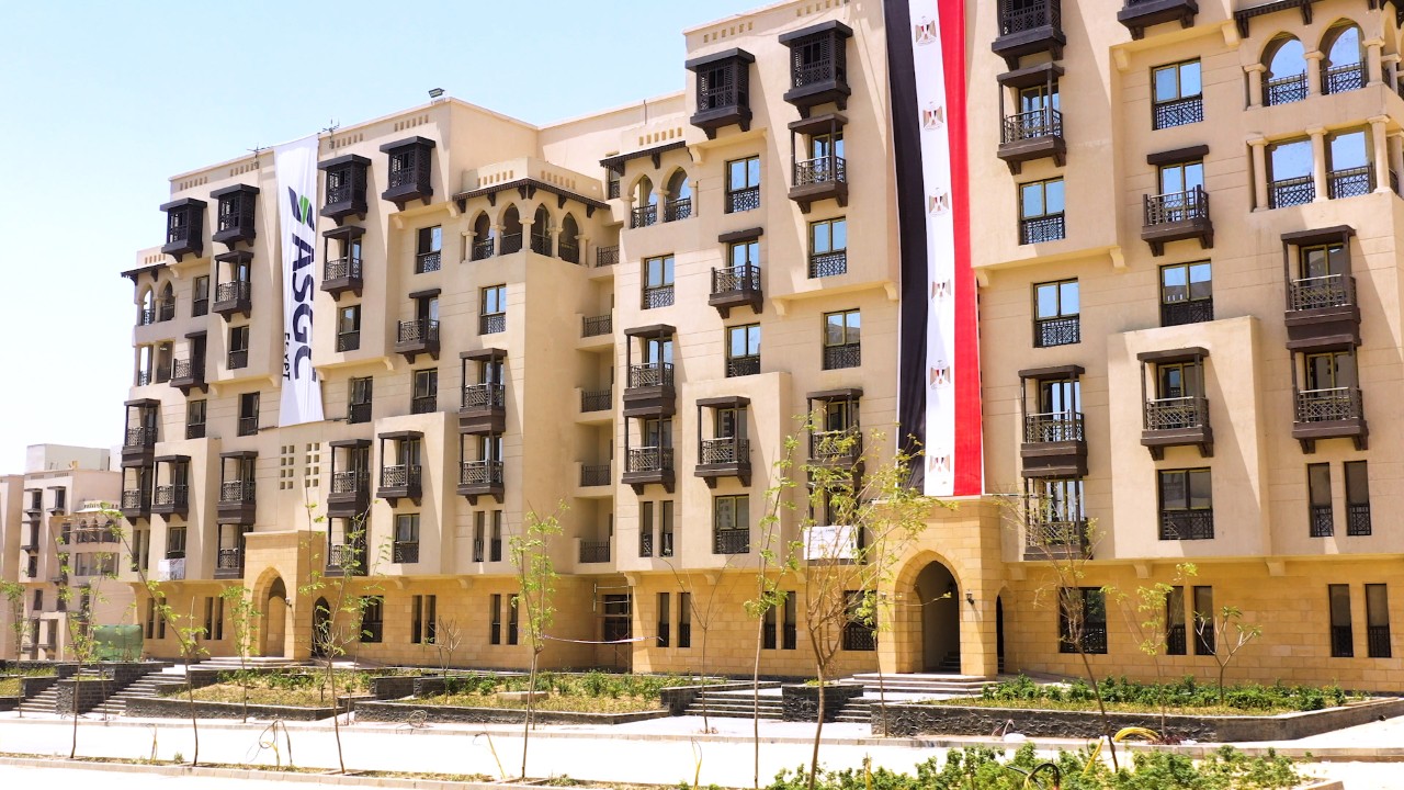  وزير الإسكان : تنفيذ 1924 وحدة سكنية بمنطقة سورمجرى العيون.. فيديو