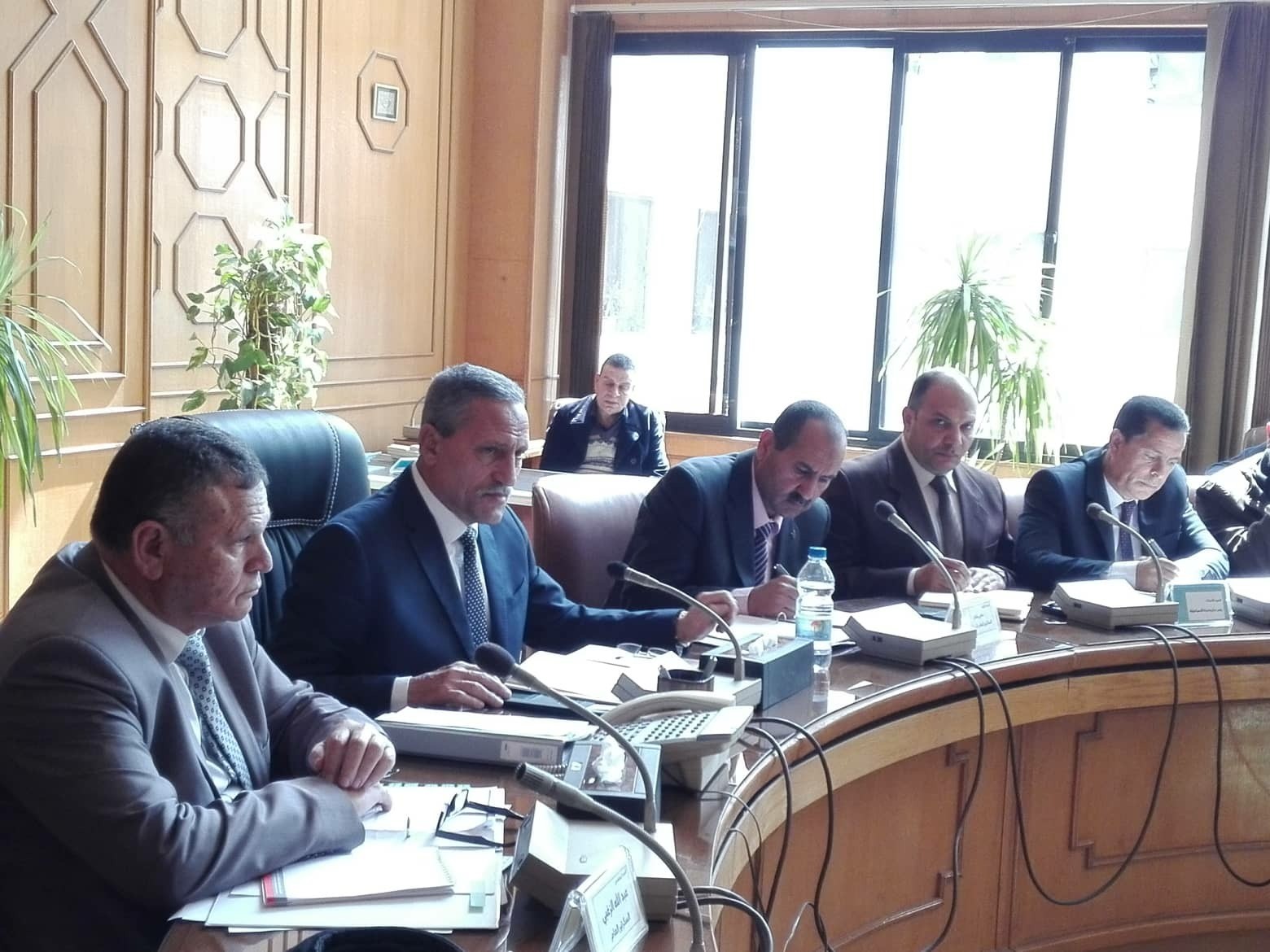  تسليم الدفعة الثالة من عقود التمليك للمتعدين علي اراض الدولة 